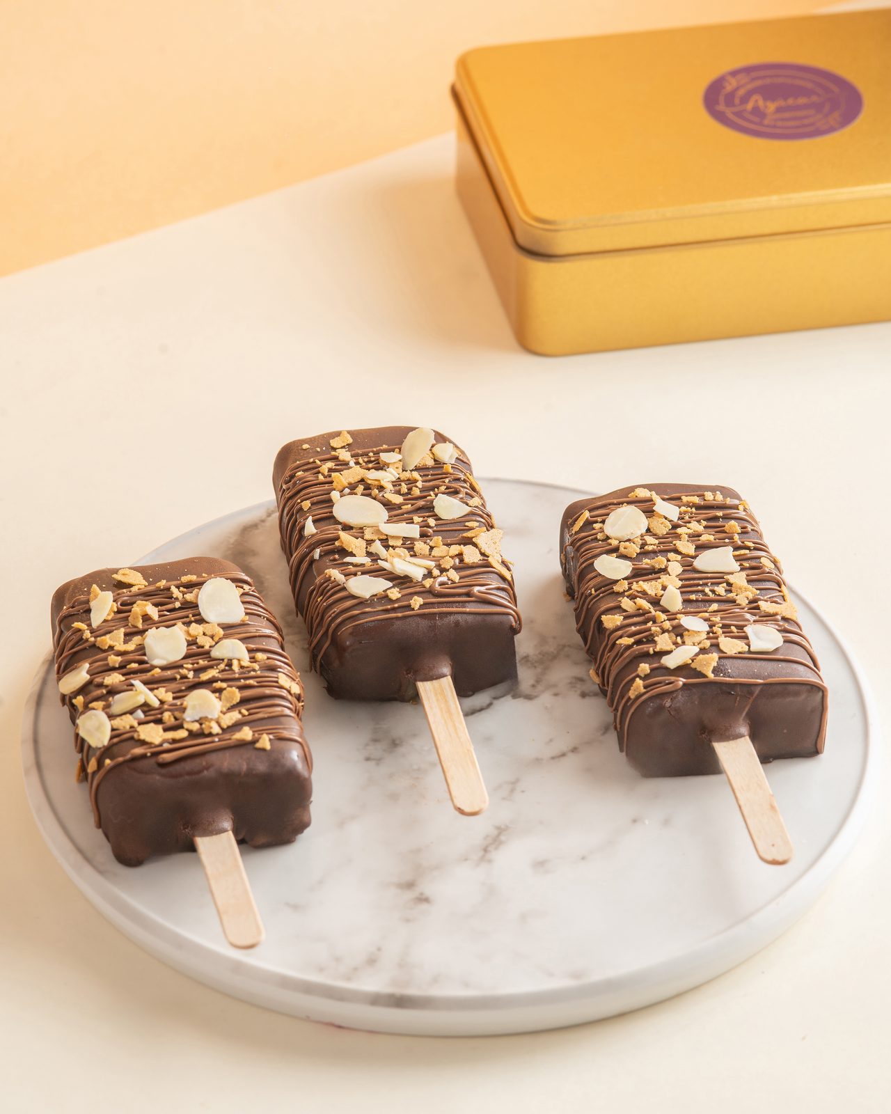 Almond Crunch Chocolate Bar
